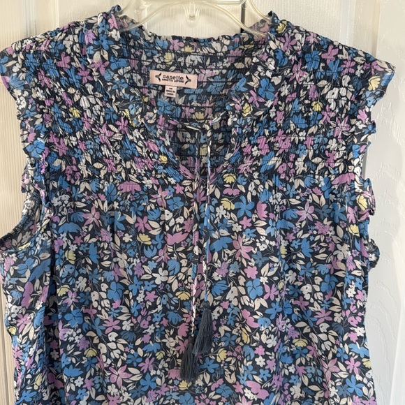 Nanette Lepore Tops - Nanette Lepore Dk. Gray Lavender/Blue/Ivory Floral Tassel Tie V-Neck Tank Top -M